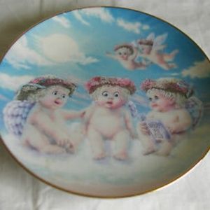 Dreamsicles Cherubs Plate "The Flying Lesson"